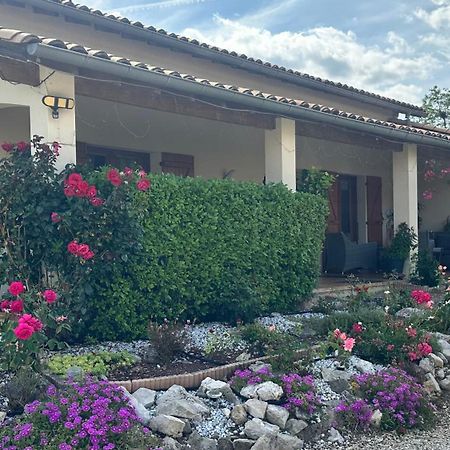 Appartement Mansarde Et Climatise 50 M2 Pompignan  Exterior photo